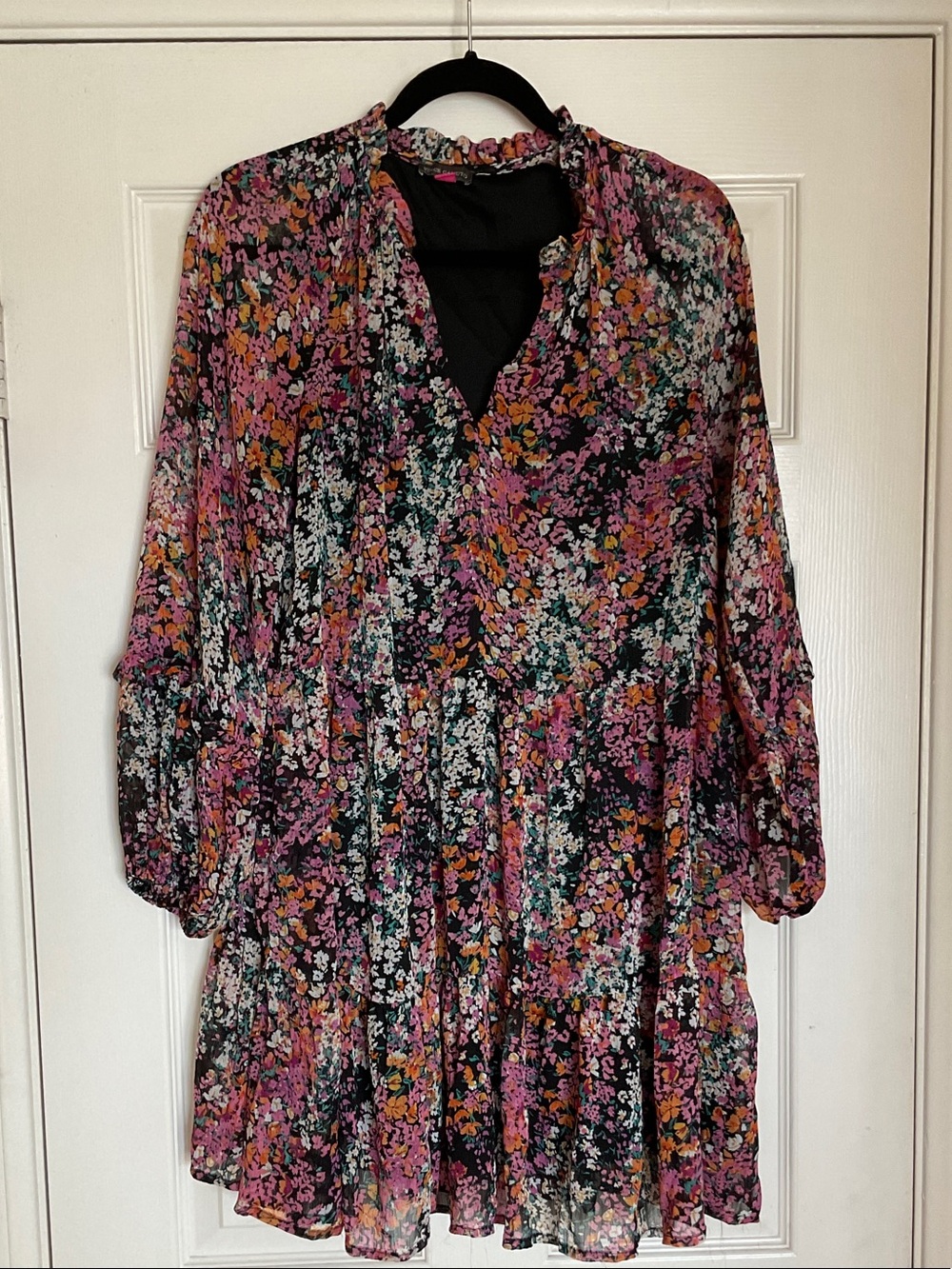 Vince Camuto Floral V-Neck Tiered Mini Dress- Medium